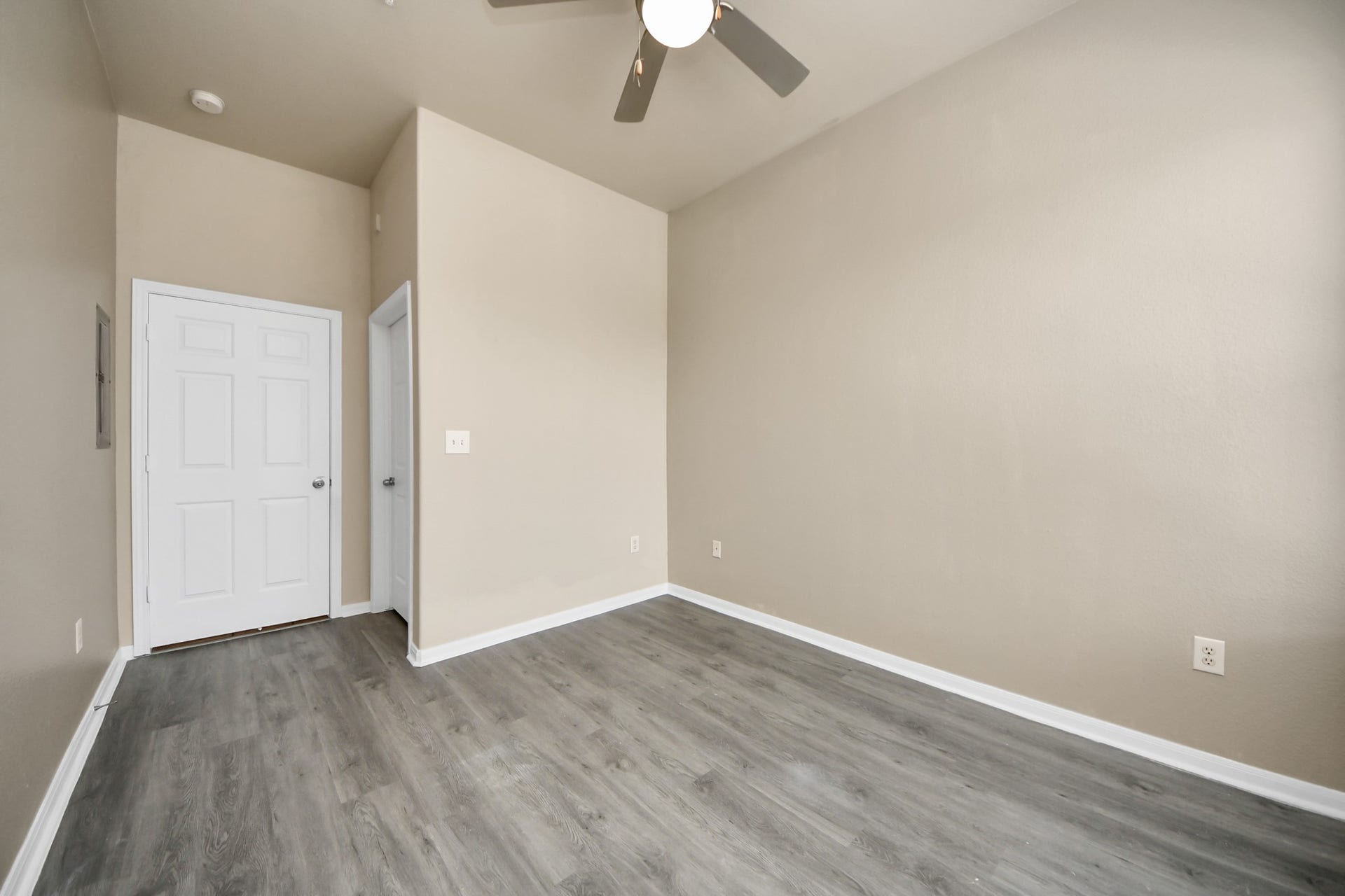 1441 East Street, #312, Houston, TX 77007 1441 East Street, #312, Houston, TX 77007