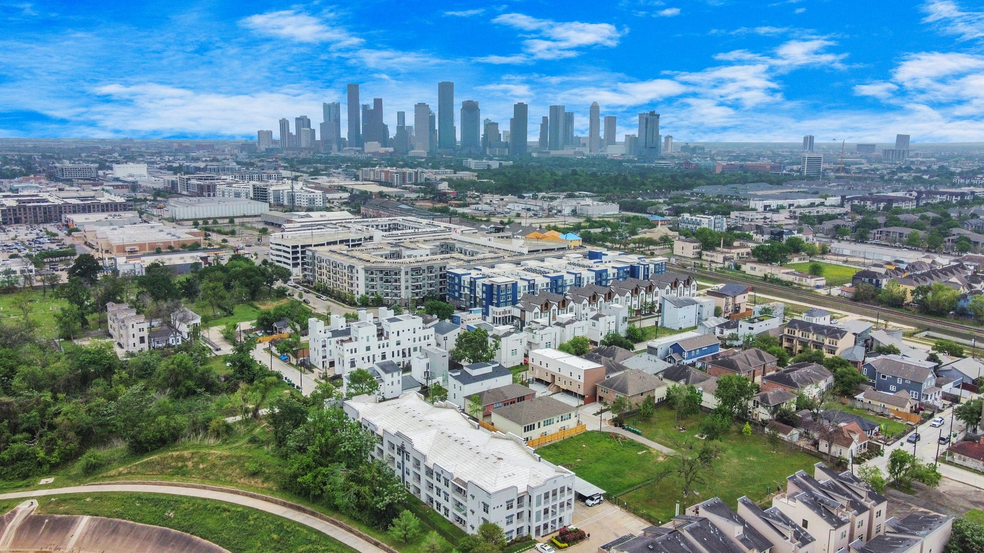 1441 East Street, #312, Houston, TX 77007 1441 East Street, #312, Houston, TX 77007
