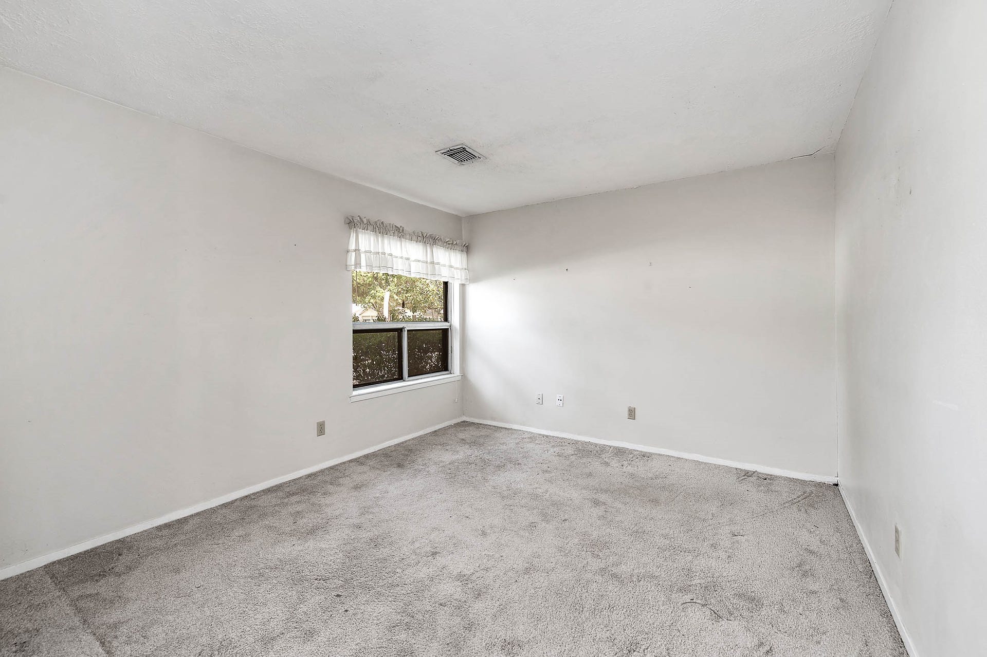2308 Florence Avenue, Pasadena, TX 77502 2308 Florence Avenue, Pasadena, TX 77502
