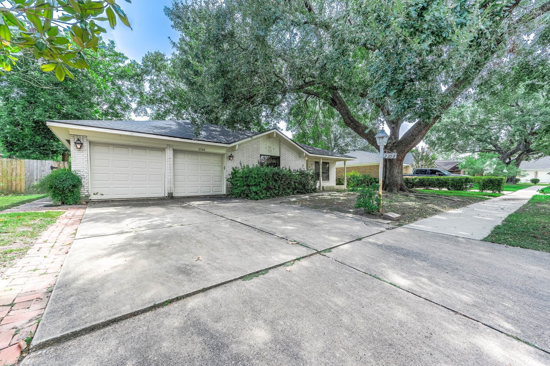 2308 Florence Avenue, Pasadena, TX 77502 2308 Florence Avenue, Pasadena, TX 77502