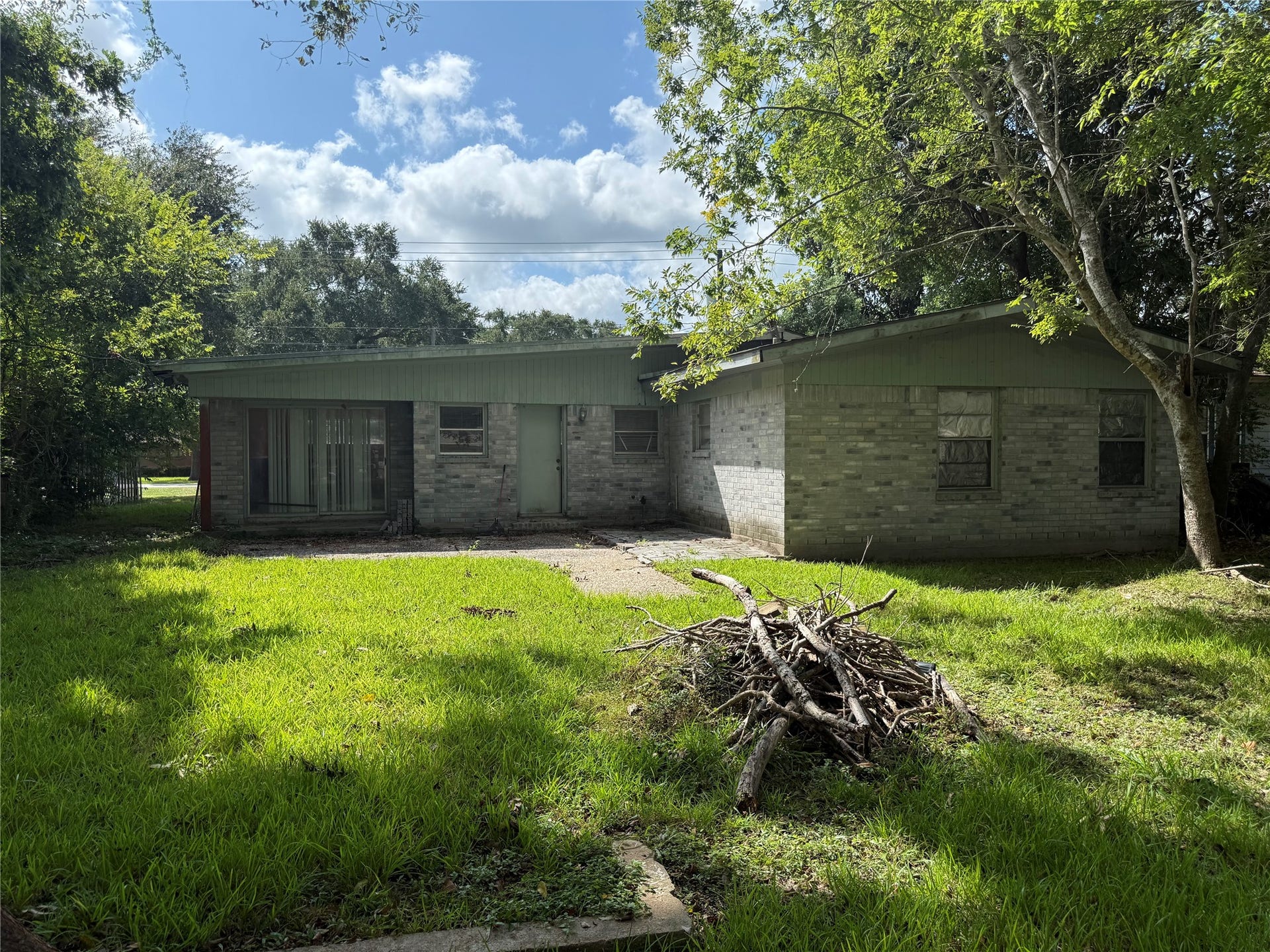 12226 24th Street, Santa Fe, TX 77510 12226 24th Street, Santa Fe, TX 77510