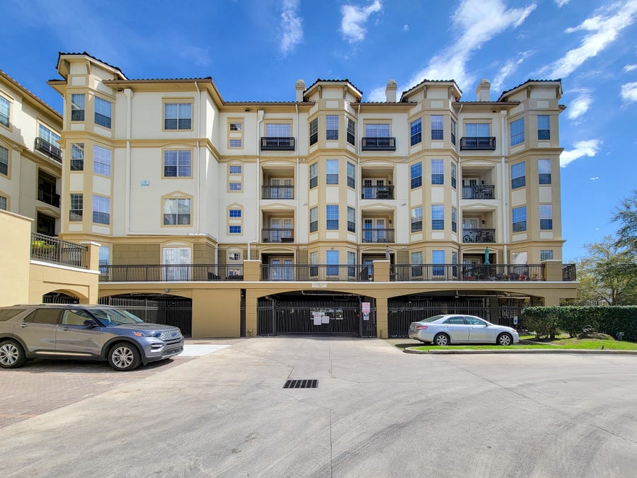 Property photo for 7575 Kirby Drive, #2420, Houston, TX