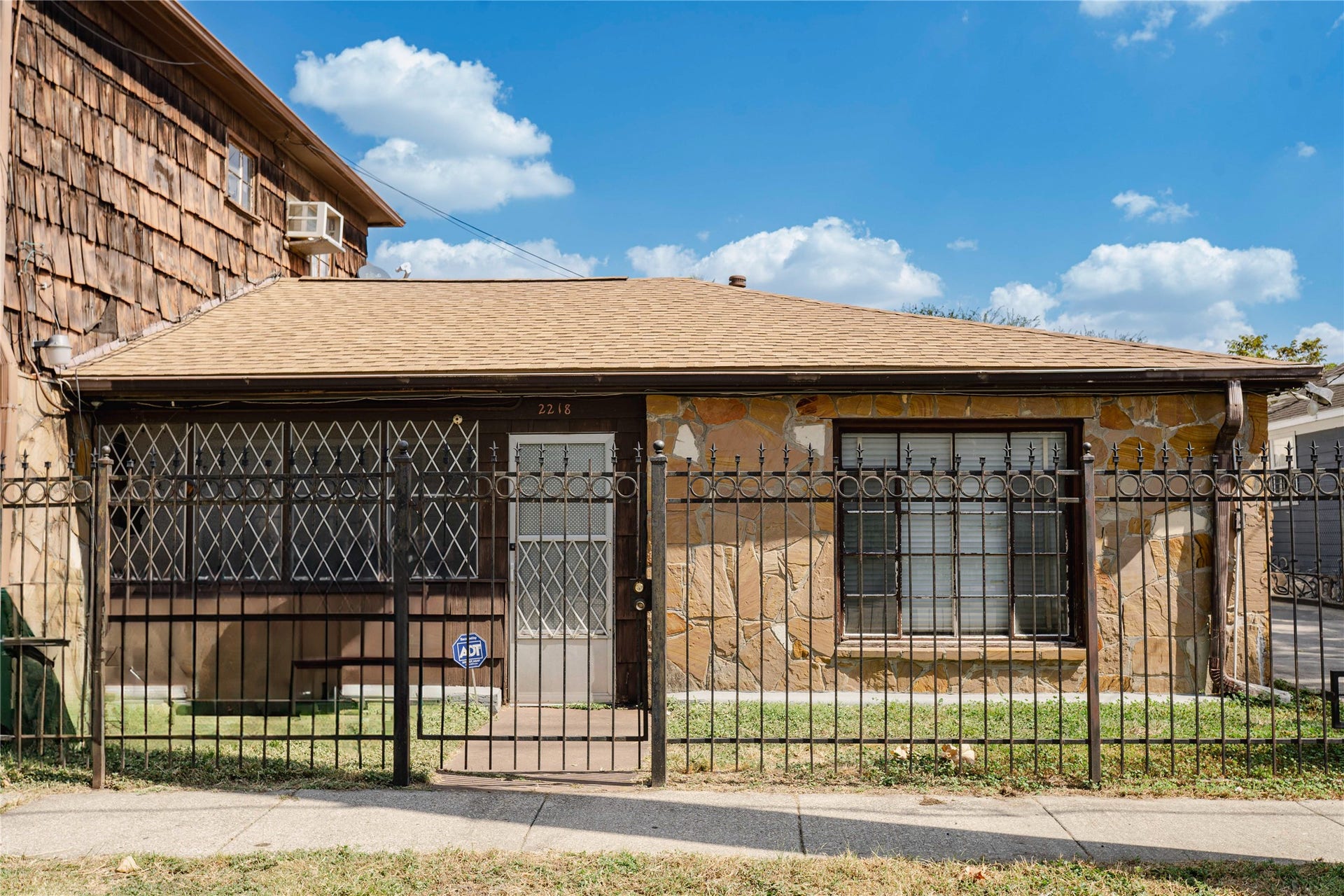 1414 Campbell Street, #1-7, Houston, TX 77009 1414 Campbell Street, #1-7, Houston, TX 77009