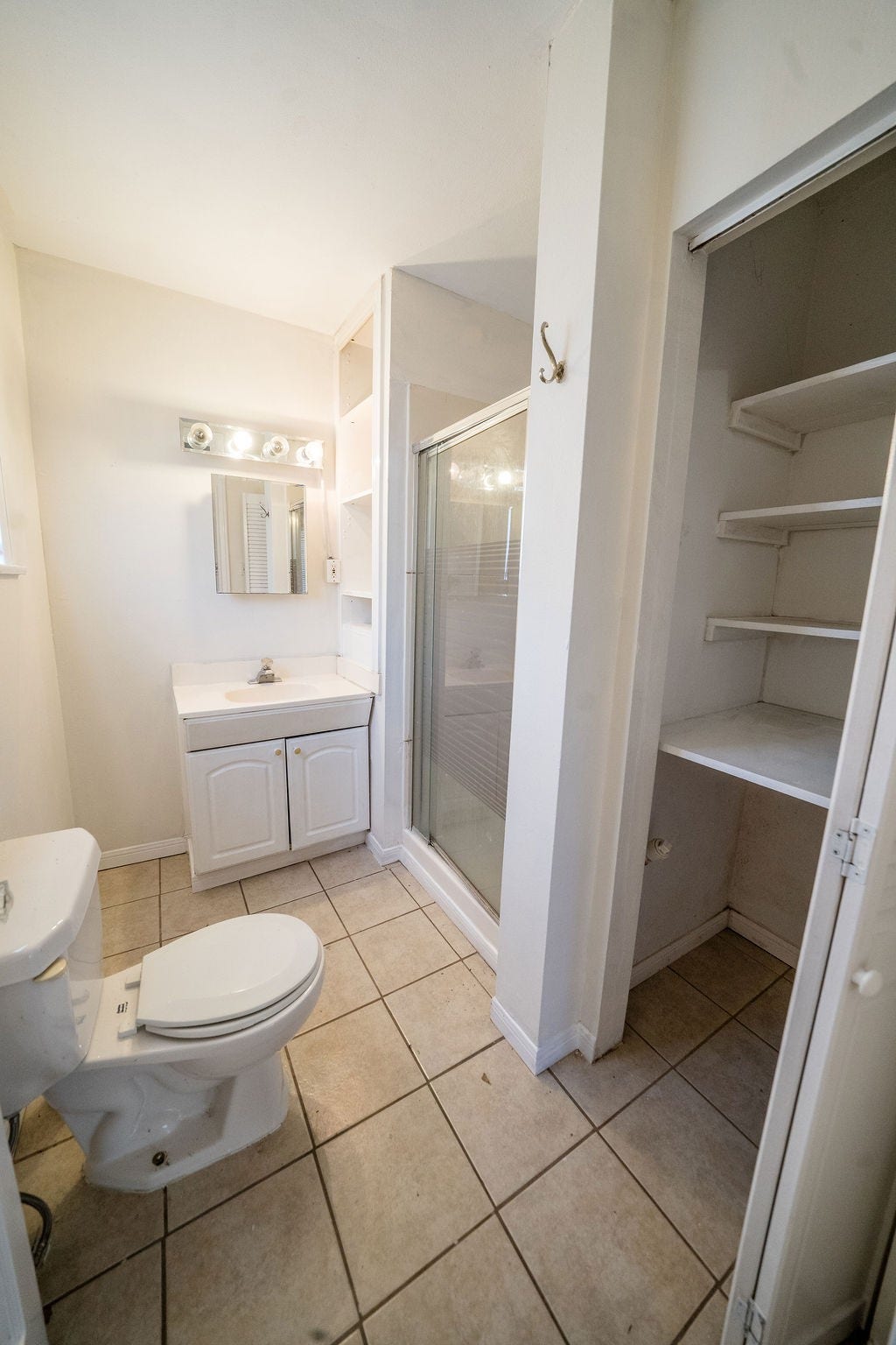 1414 Campbell Street, #1-7, Houston, TX 77009 1414 Campbell Street, #1-7, Houston, TX 77009