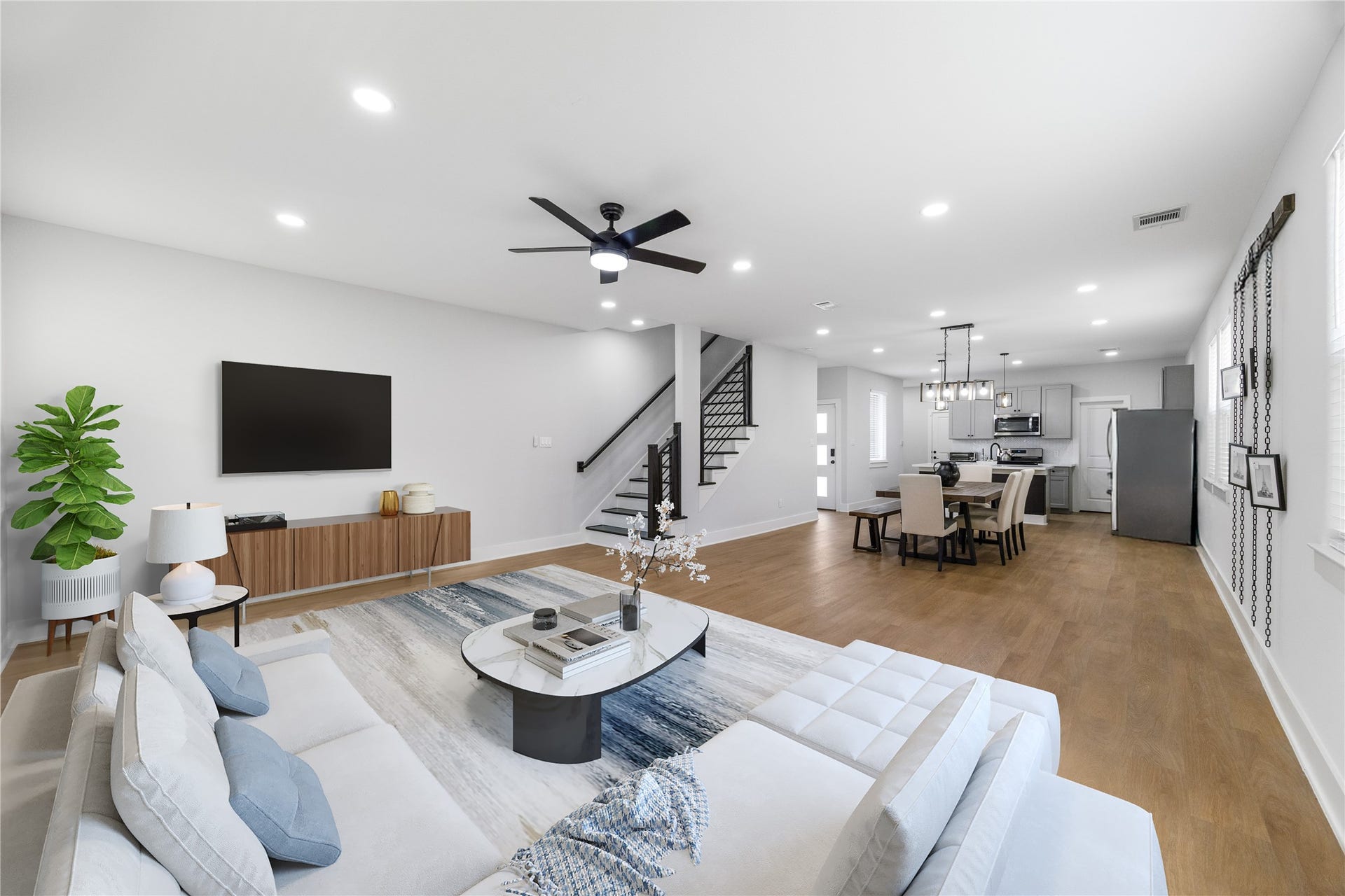 823 Enterprise Street, Houston, TX 77088