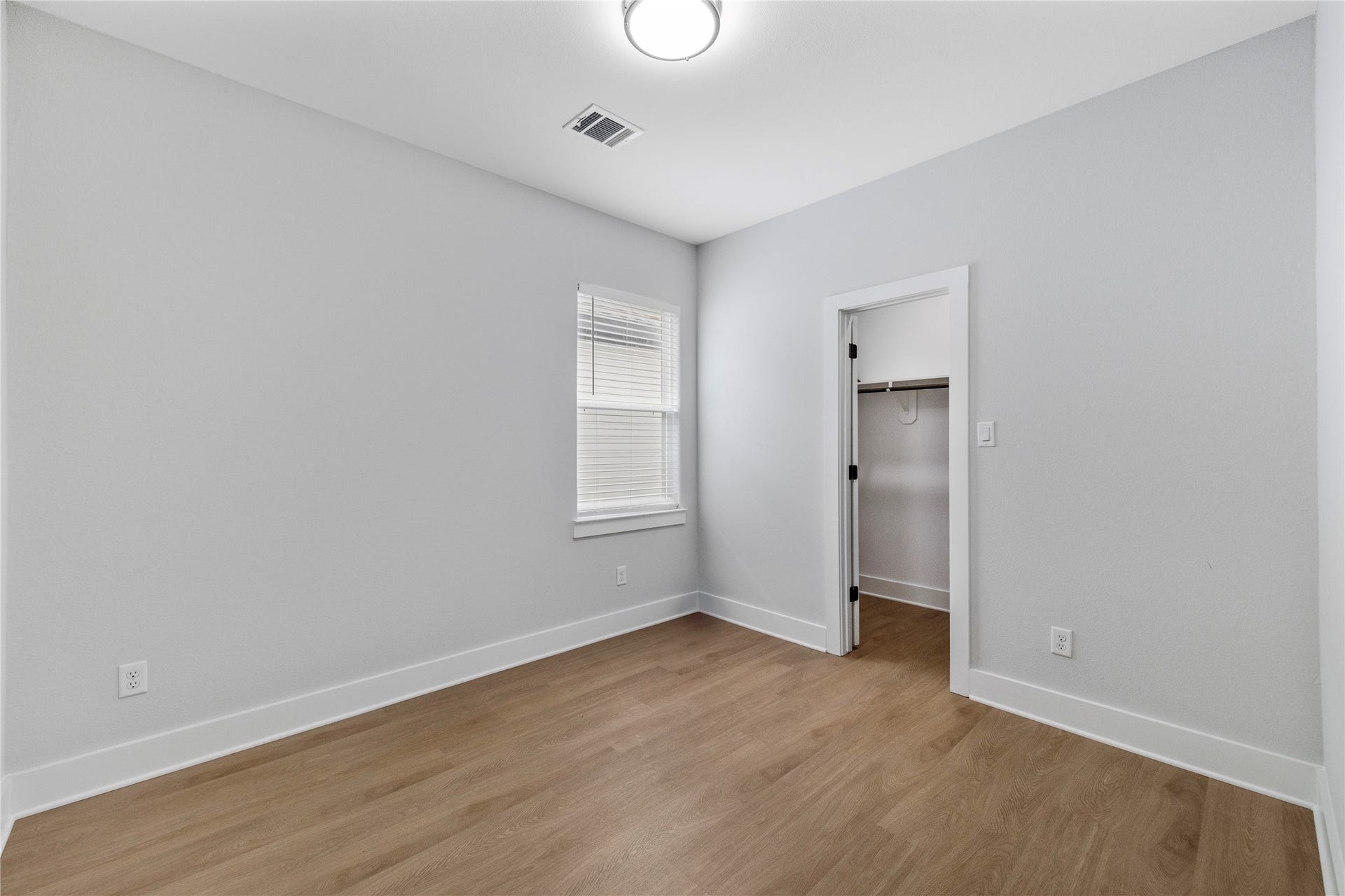 823 Enterprise Street, Houston, TX 77088