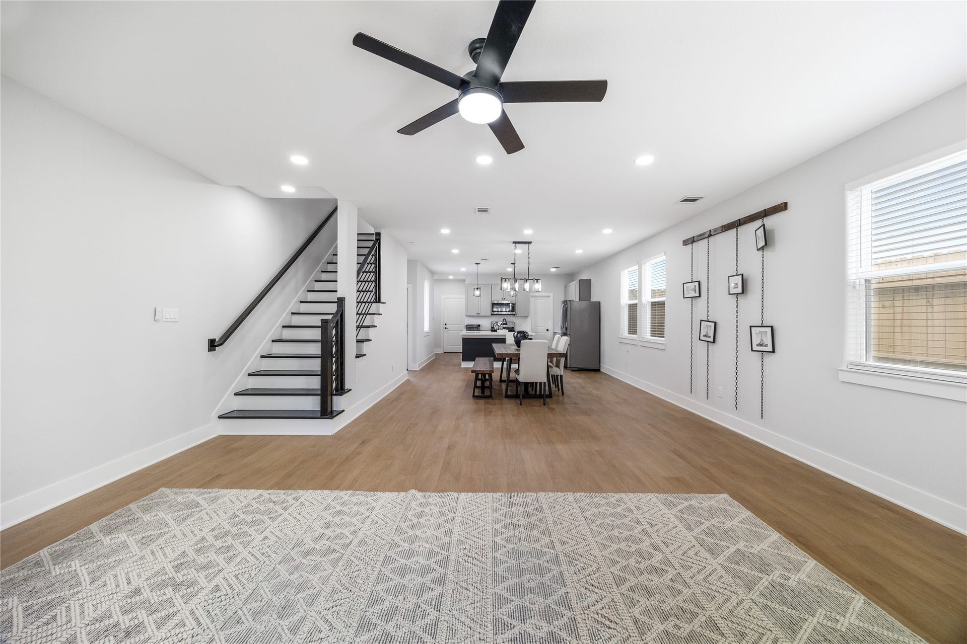 823 Enterprise Street, Houston, TX 77088