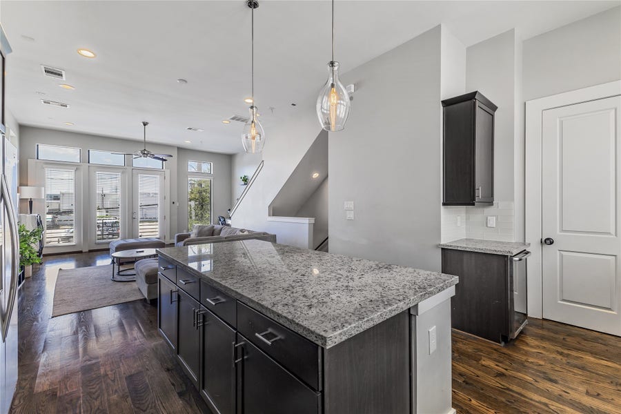 Property photo for 2114 Sabine Street, Houston, TX