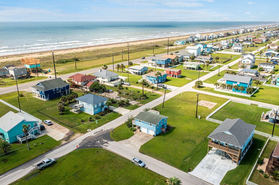 Property photo for 4222 Mason Drive, Galveston, TX