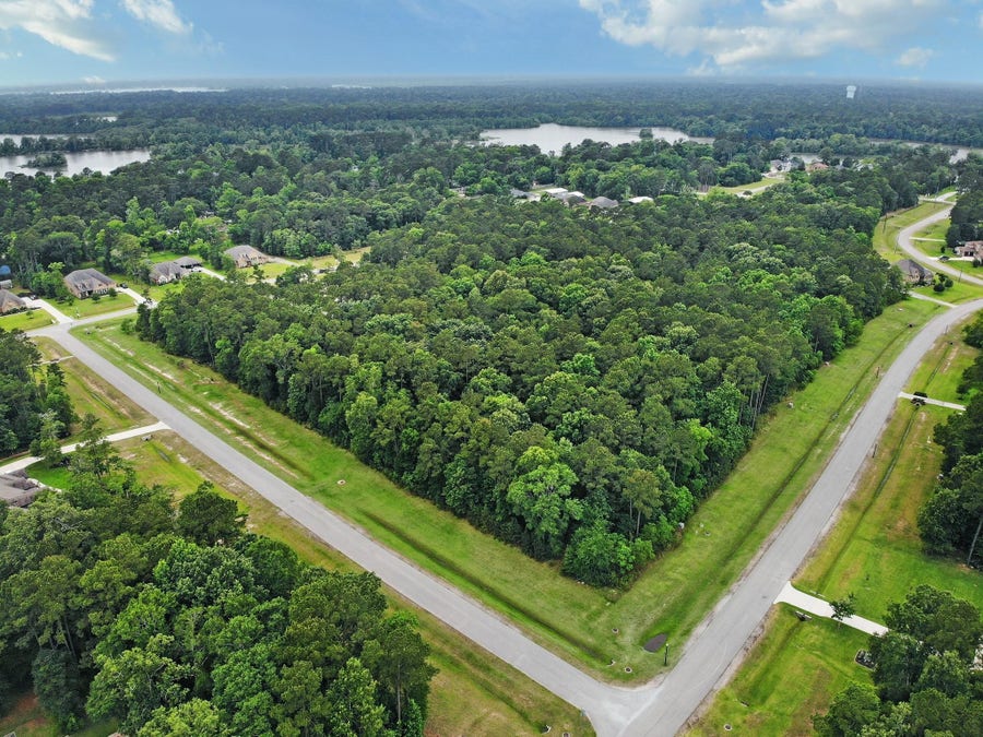 Property photo for 522 N Commons View Drive, Houston, TX