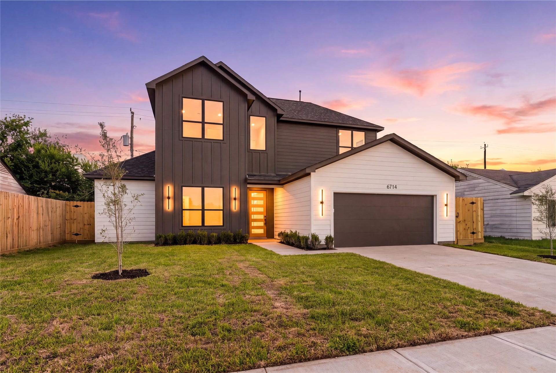 6714 Tierwester Street, Houston, TX 77021 As daylight fades, the home's architectural character takes center stage, offering a fitting conclusion to a residence crafted by Nima Homes.
