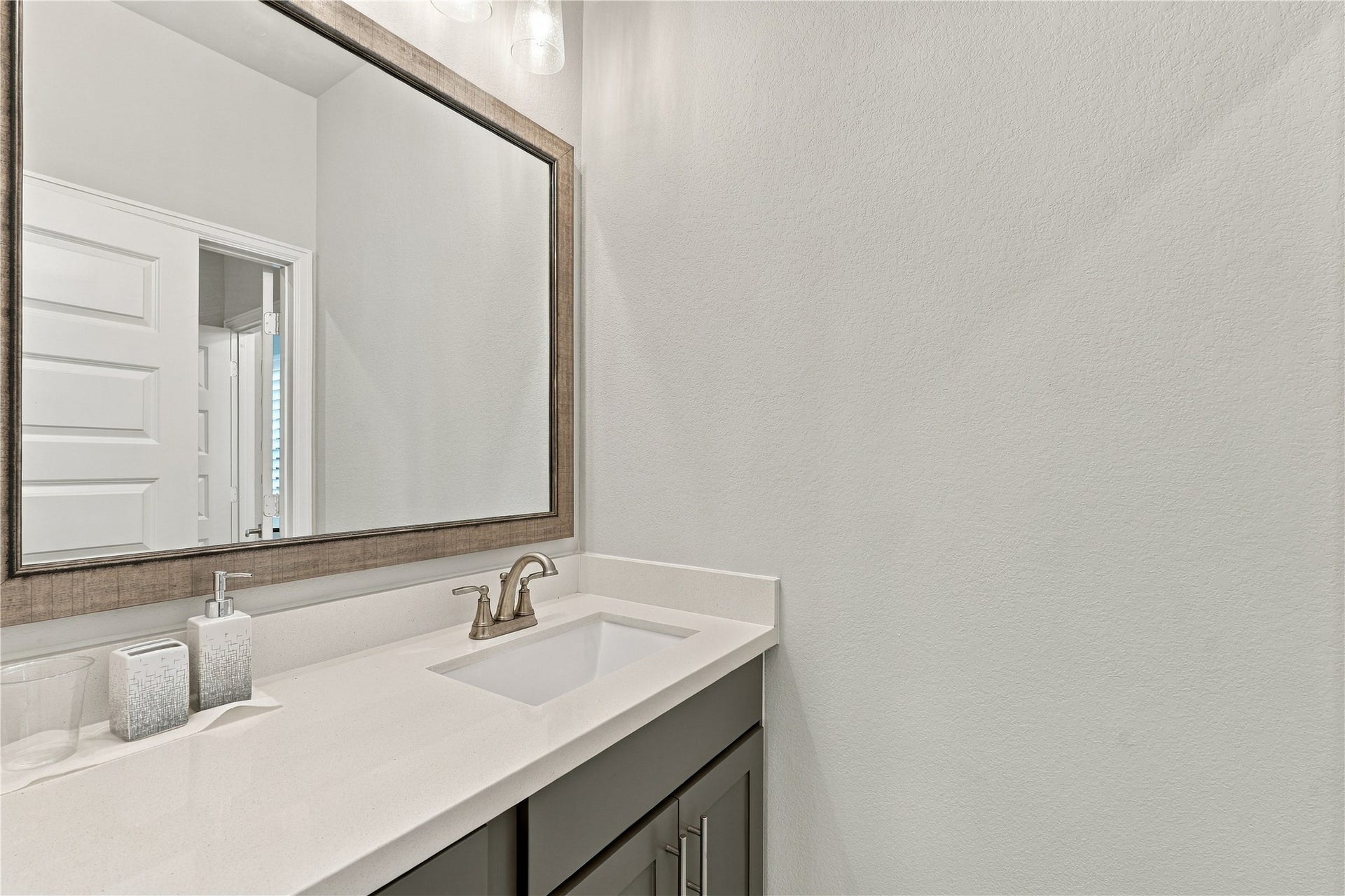 8915 Orchard Cove, Missouri City, TX 77459 8915 Orchard Cove, Missouri City, TX 77459