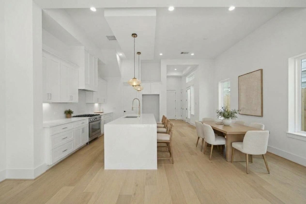 1120 E 26th Street, Houston, TX 77009 1120 E 26th Street, Houston, TX 77009