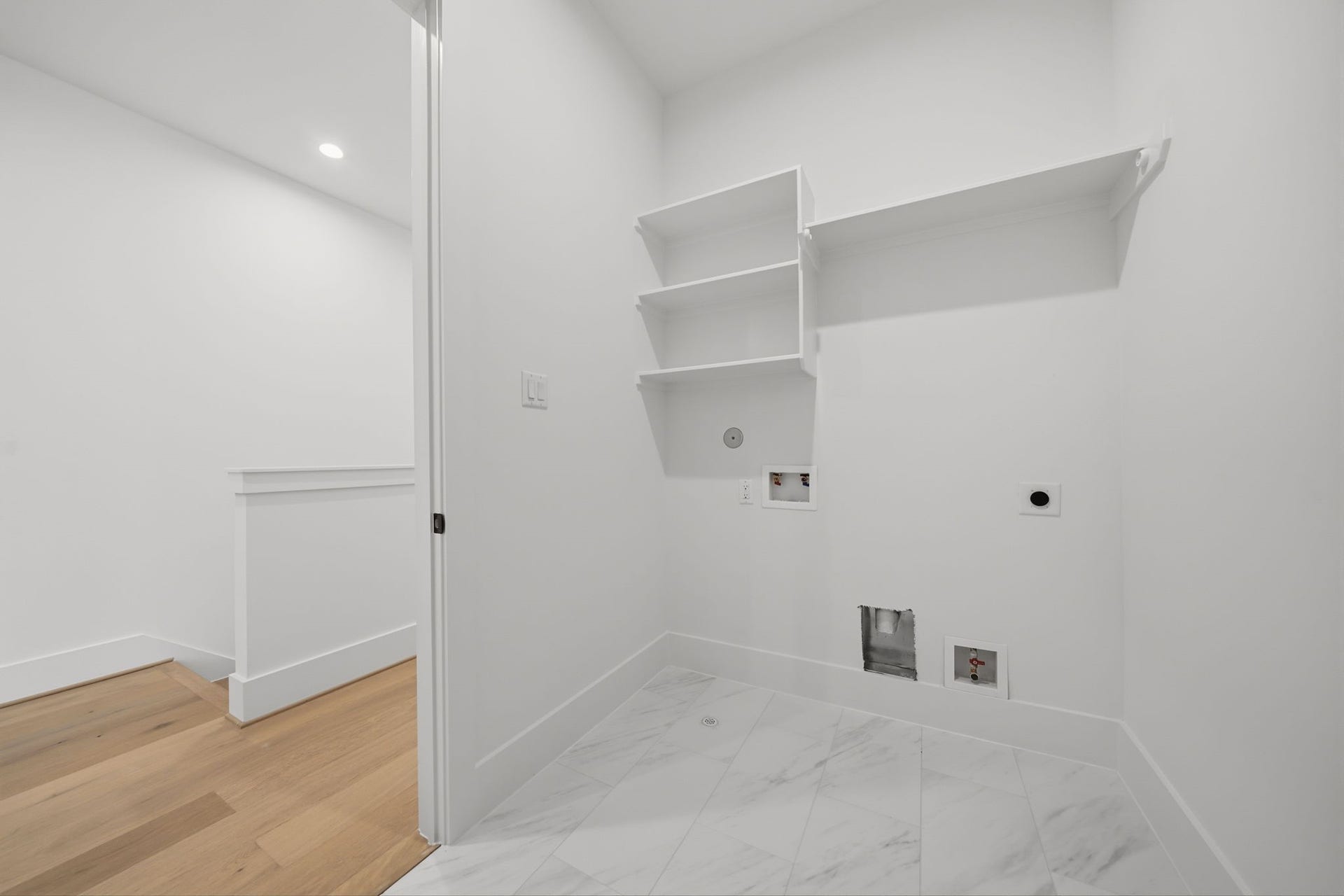 1120 E 26th Street, Houston, TX 77009 1120 E 26th Street, Houston, TX 77009