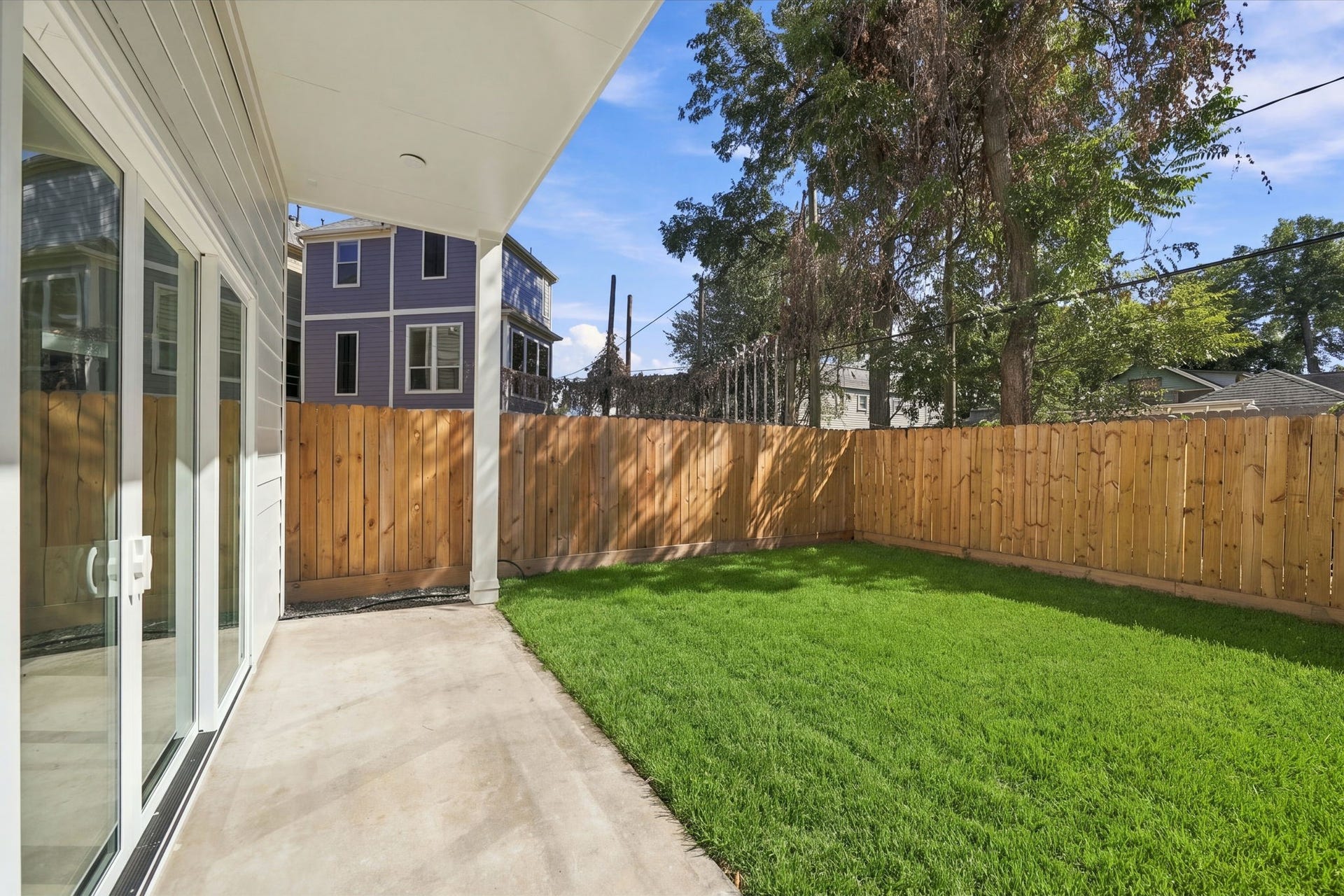 1120 E 26th Street, Houston, TX 77009 1120 E 26th Street, Houston, TX 77009