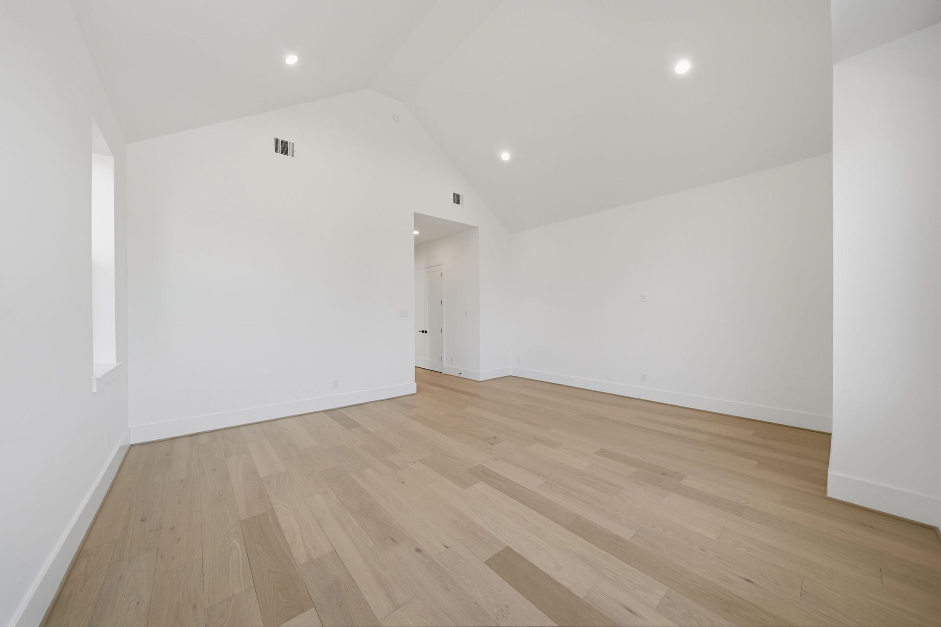 1120 E 26th Street, Houston, TX 77009 1120 E 26th Street, Houston, TX 77009