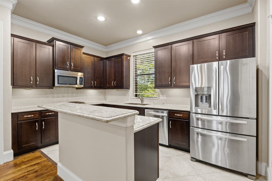 Property photo for 1212 St Charles, Houston, TX