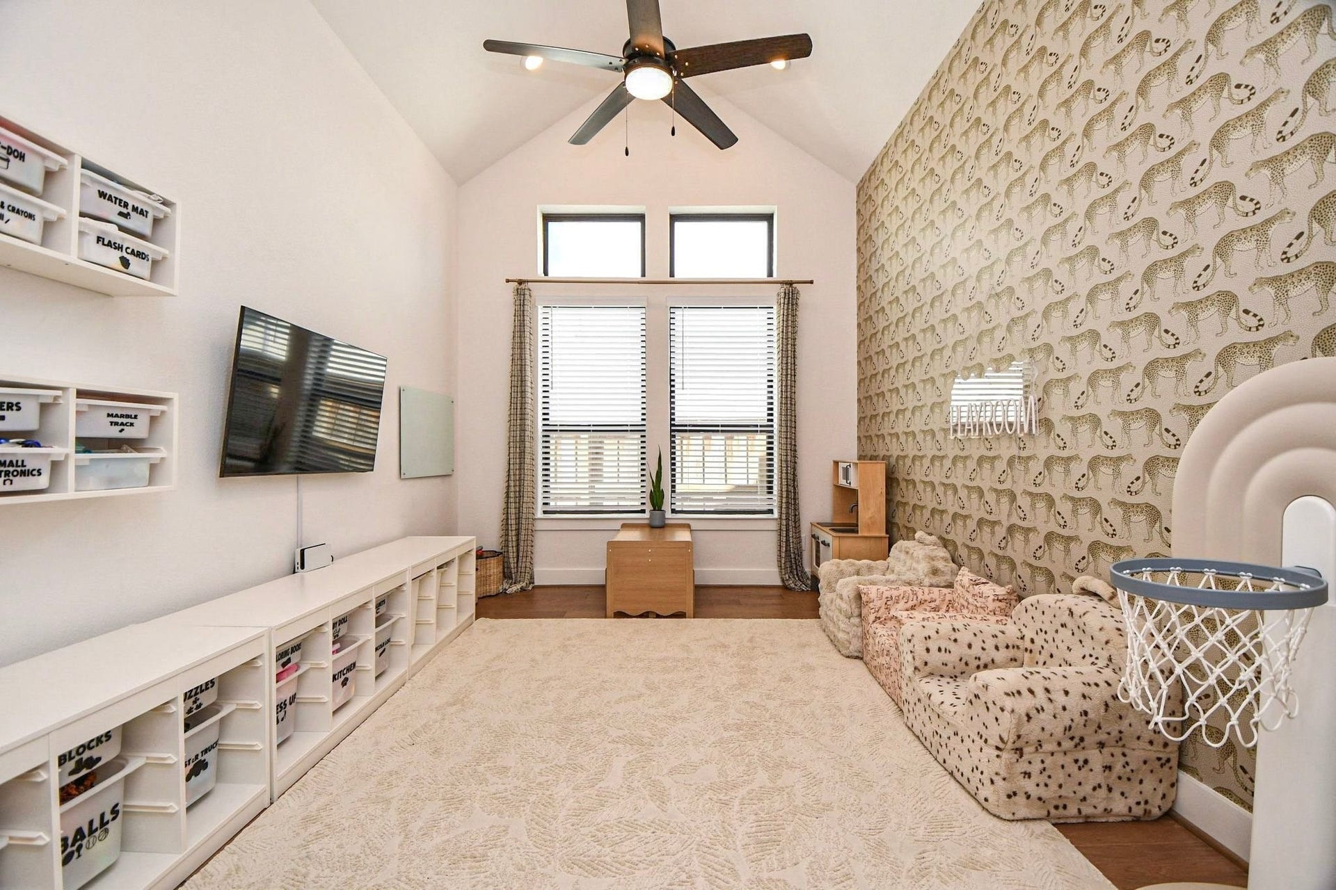 20222 Palomar Pointe Drive, Cypress, TX 77433 Spacious room with high ceilings and french doors. Can be used as a play room, office or formal dining room.