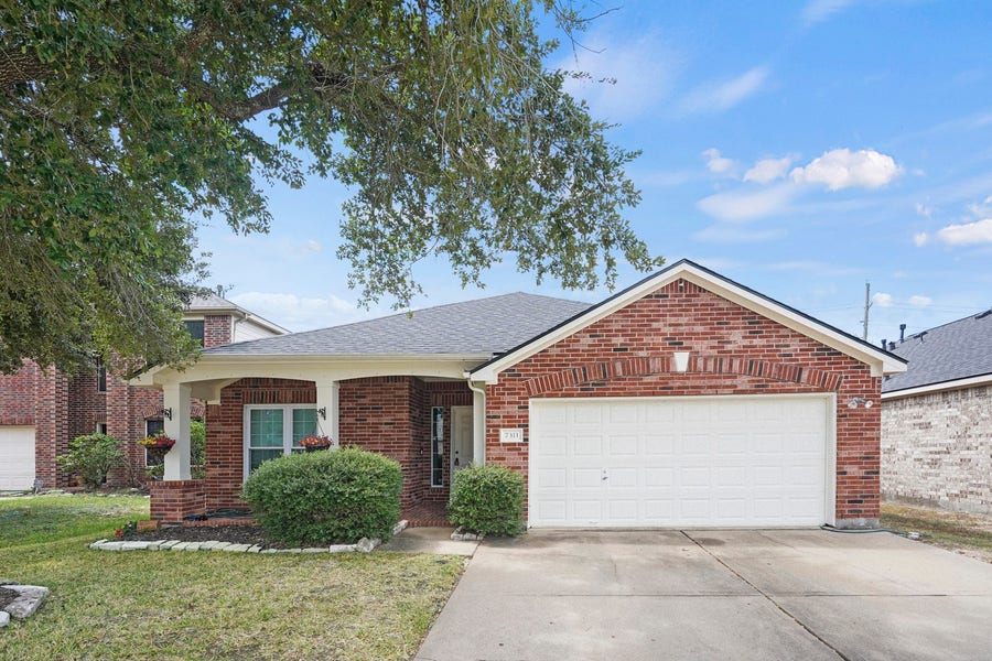 Property photo for 7311 Cragmont Bridge Drive, Cypress, TX