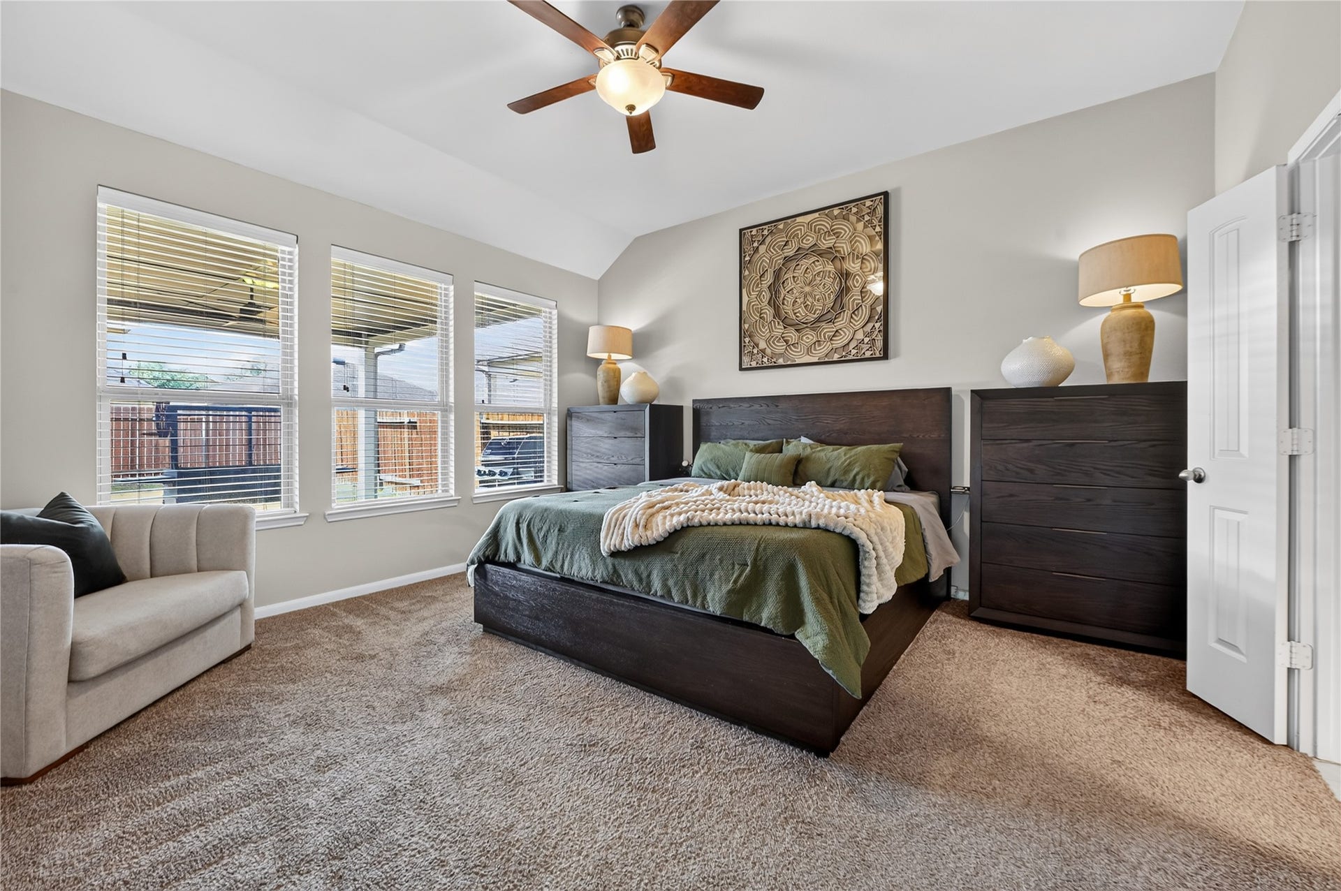 5307 Royal Press Drive, Katy, TX 77493 Primary Bedroom located on the first floor.
