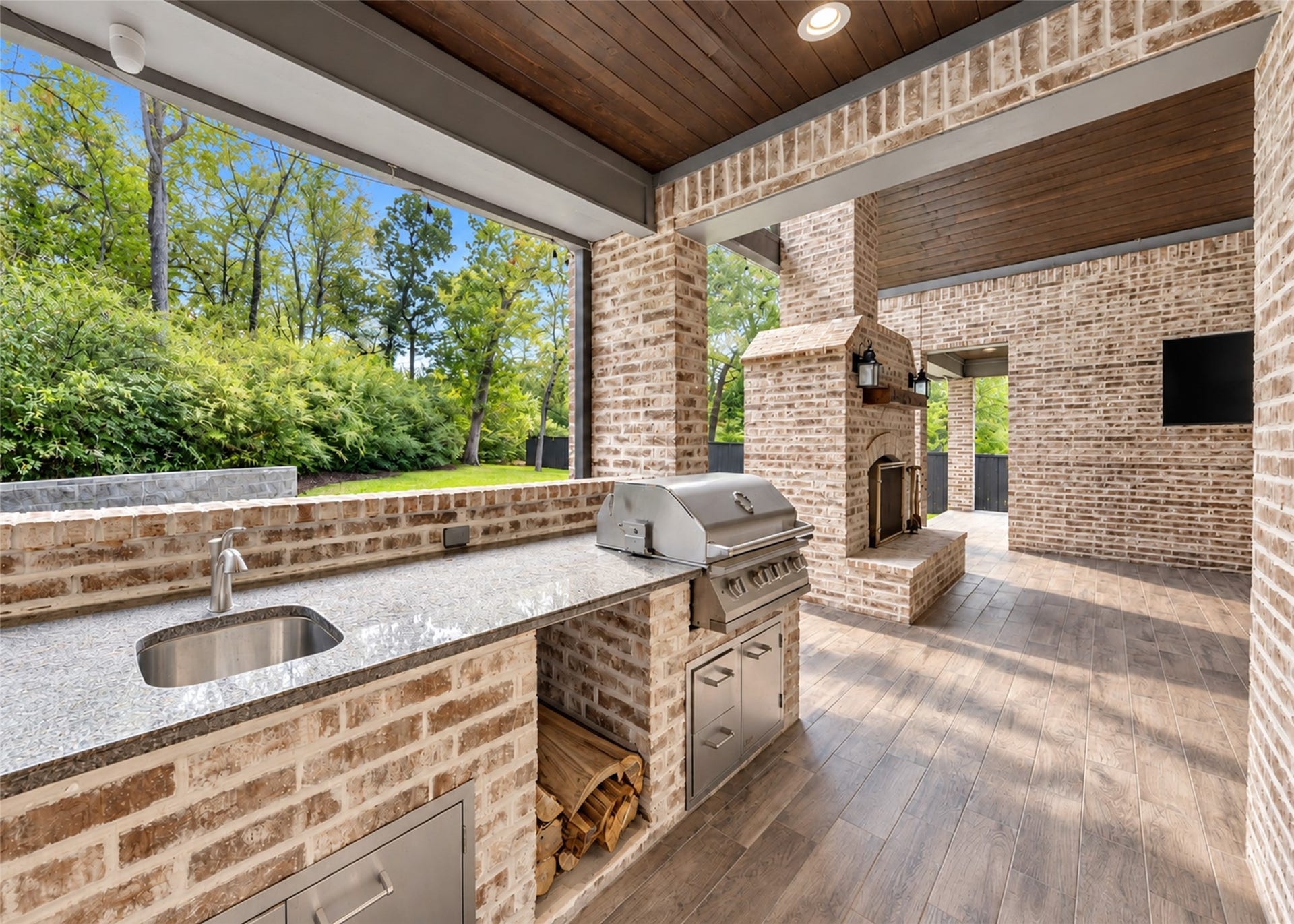 3232 Walnut Creek Court, Bryan, TX 77807 Outside kitchen