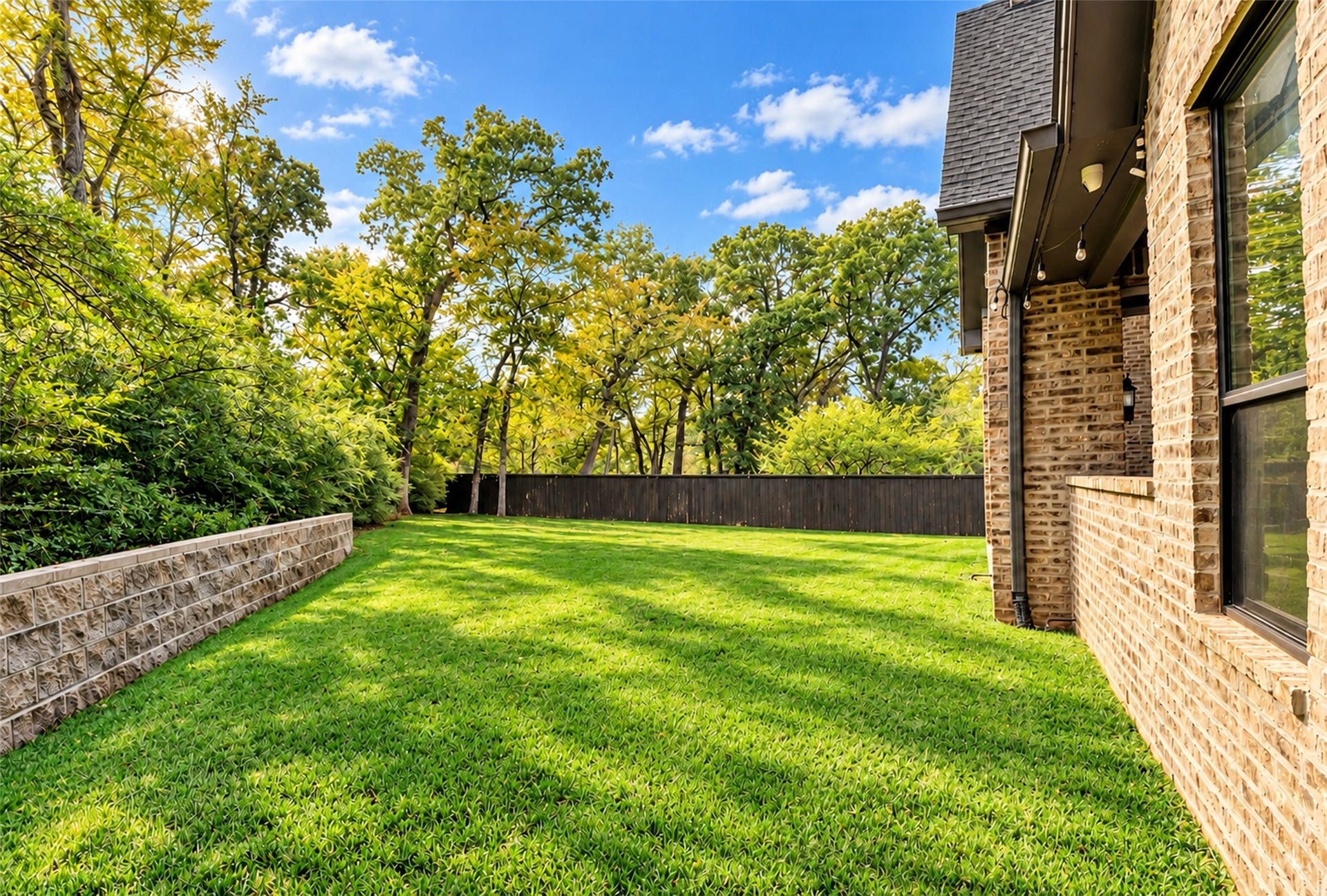 3232 Walnut Creek Court, Bryan, TX 77807 Back yard and greenbelt