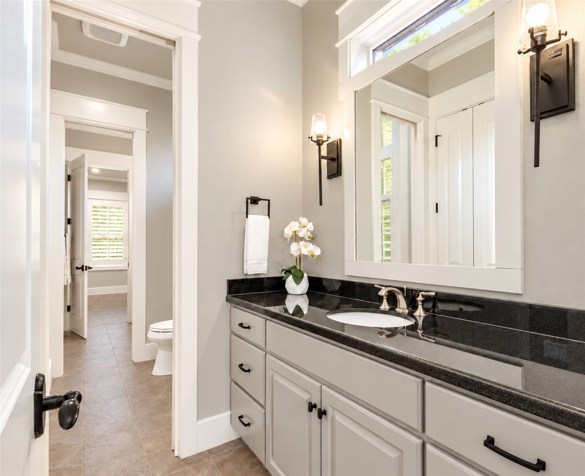 3232 Walnut Creek Court, Bryan, TX 77807 Jack and Jill back vanity