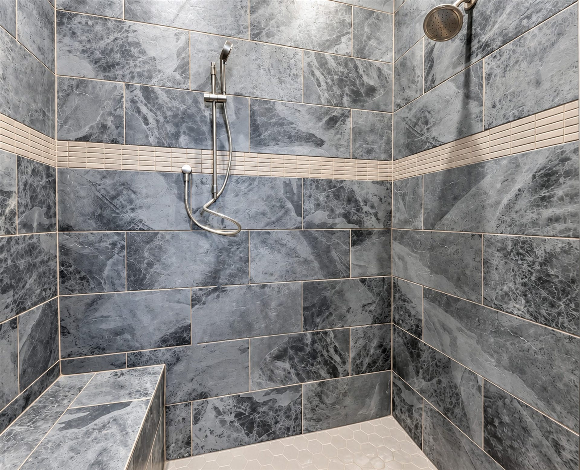 3232 Walnut Creek Court, Bryan, TX 77807 Jack and Jill Shower