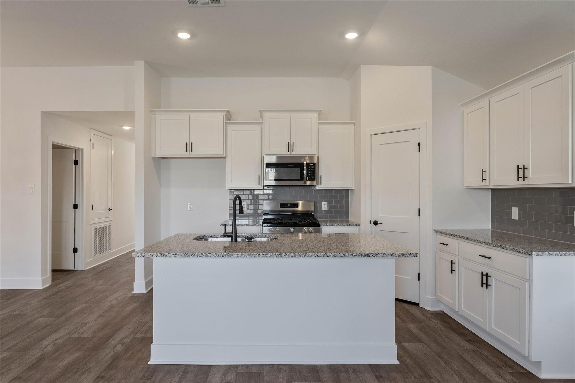 229 Bryan, Angleton, TX 77515 229 Bryan, Angleton, TX 77515