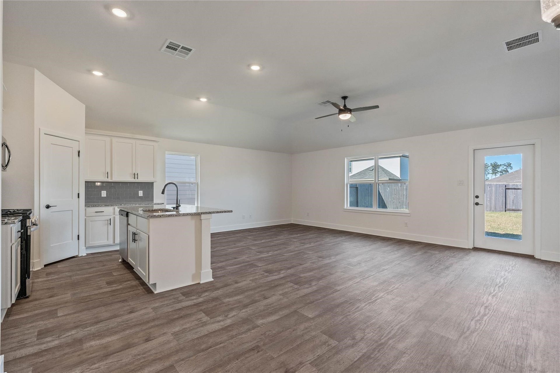 229 Bryan, Angleton, TX 77515 229 Bryan, Angleton, TX 77515