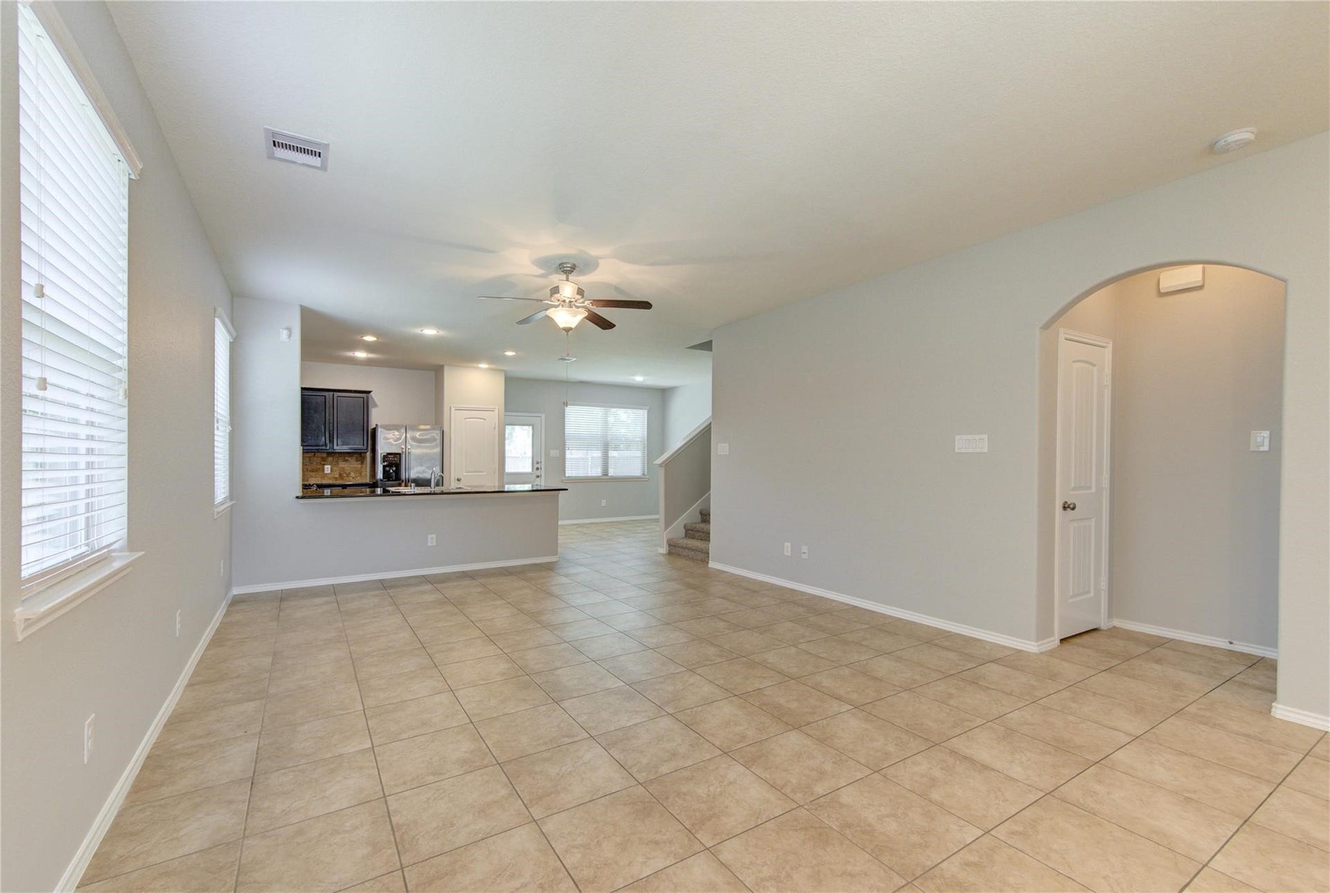 13527 Smith Lake Lane, Houston, TX 77044 13527 Smith Lake Lane, Houston, TX 77044