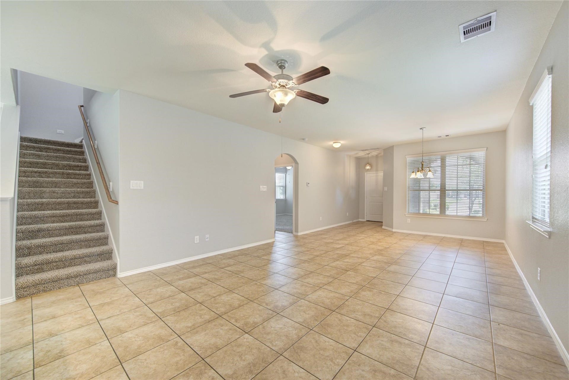 13527 Smith Lake Lane, Houston, TX 77044 13527 Smith Lake Lane, Houston, TX 77044