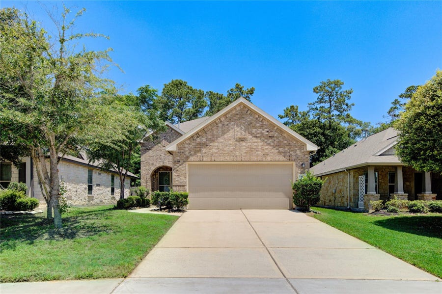 Property photo for 13527 Smith Lake Lane, Houston, TX