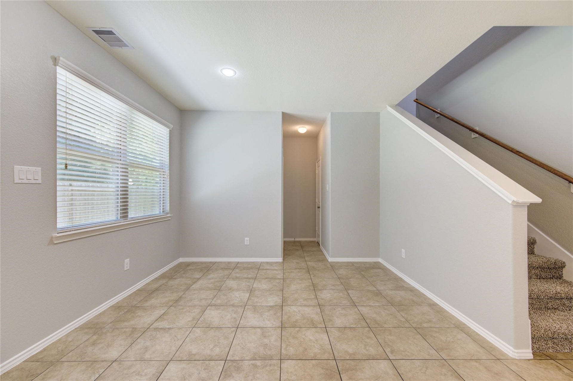 13527 Smith Lake Lane, Houston, TX 77044 13527 Smith Lake Lane, Houston, TX 77044