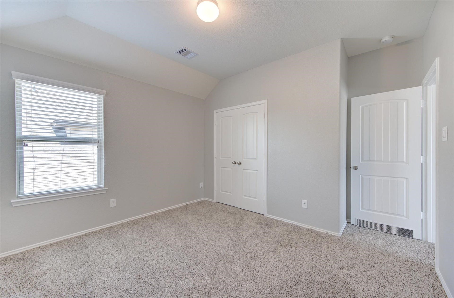 13527 Smith Lake Lane, Houston, TX 77044 13527 Smith Lake Lane, Houston, TX 77044