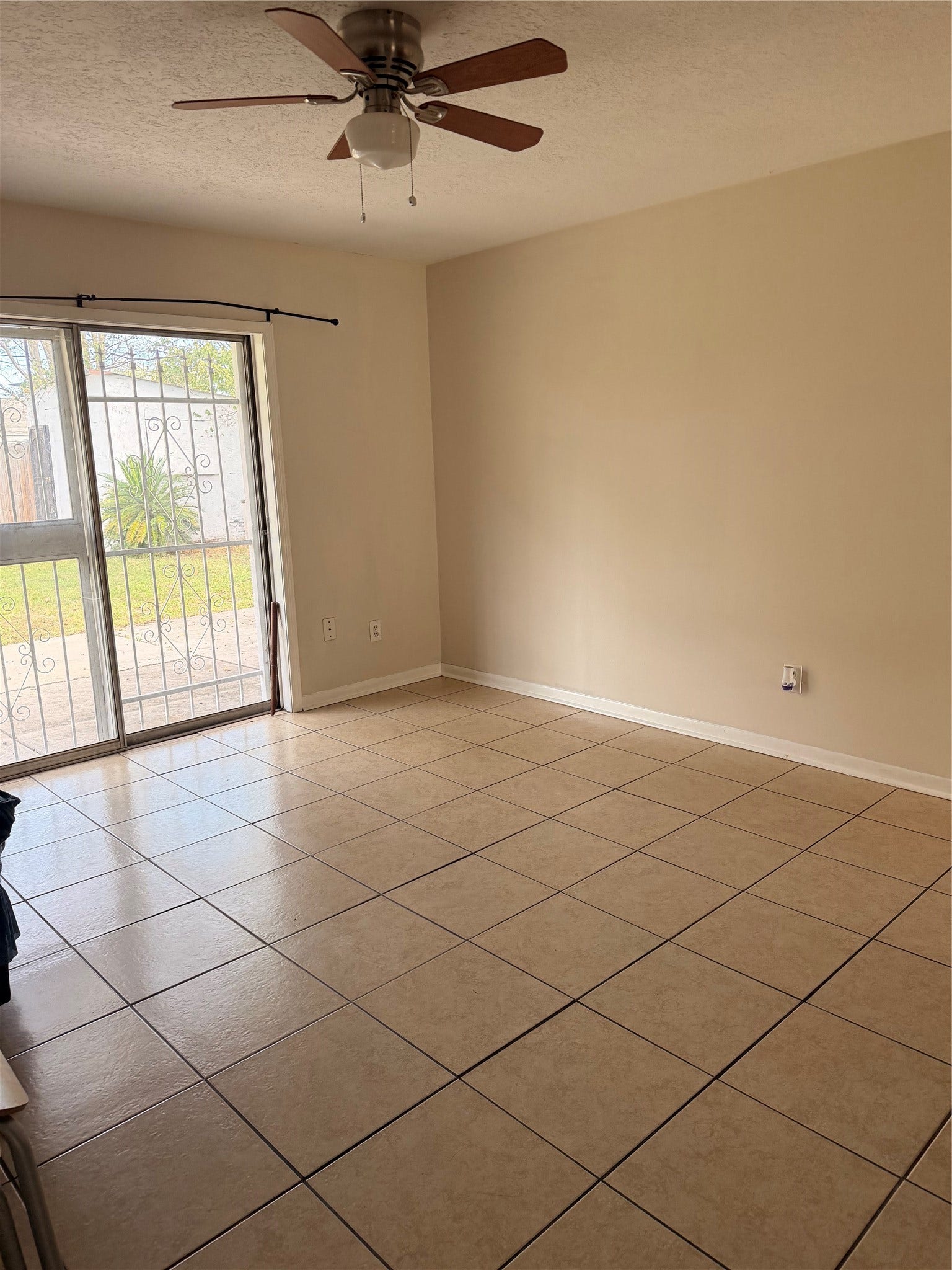 7618 Kellwood Drive, Houston, TX 77040