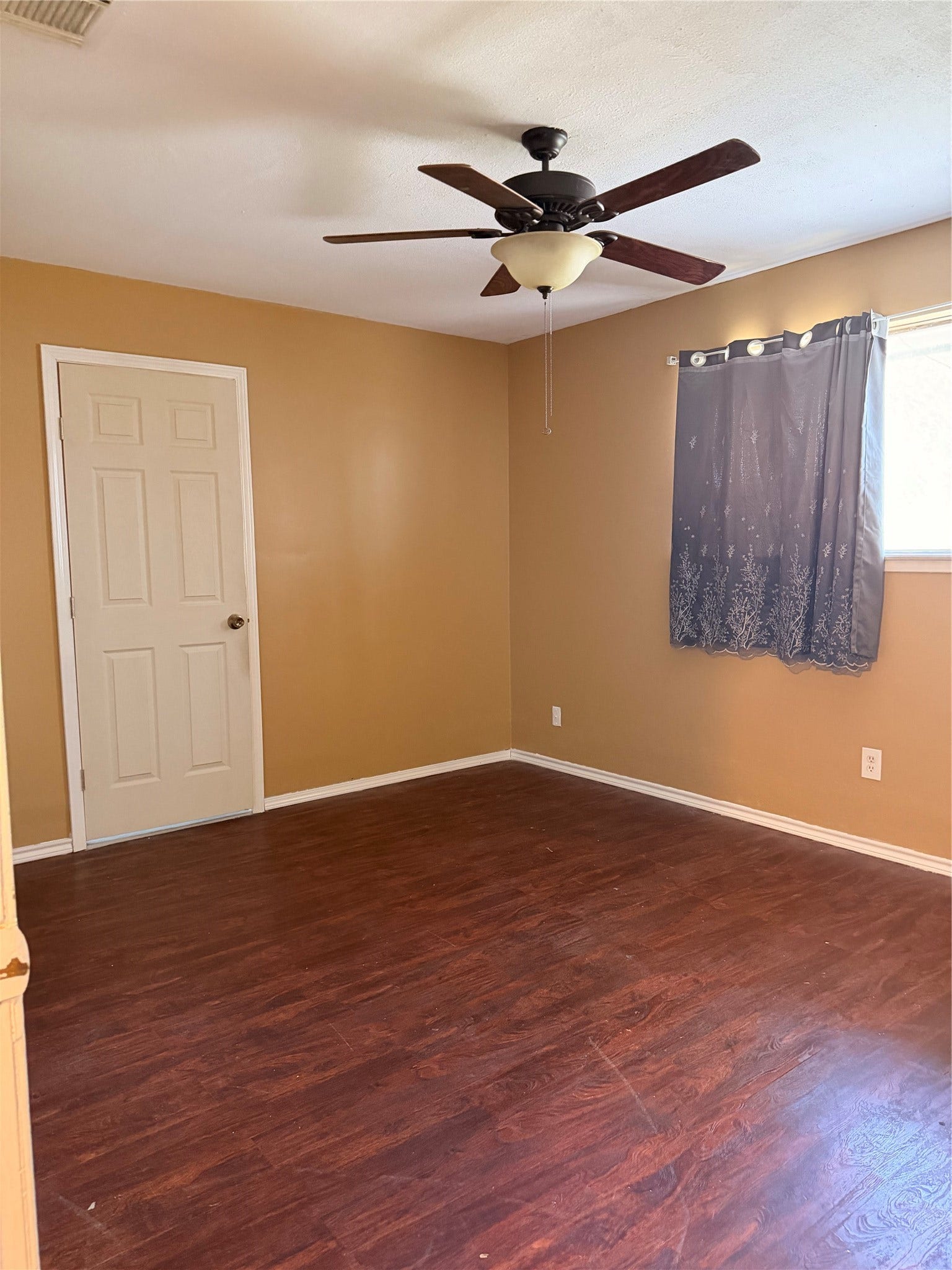 7618 Kellwood Drive, Houston, TX 77040