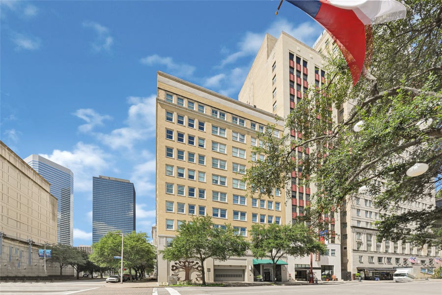 Property photo for 1120 Texas Street, #7D, Houston, TX