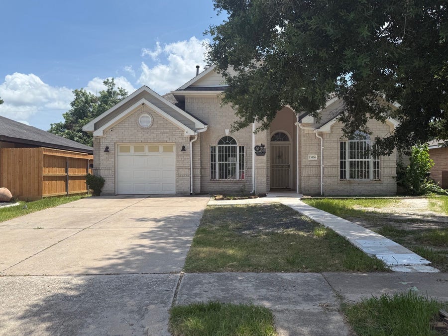 Property photo for 15106 Kirkfield Lane, Houston, TX