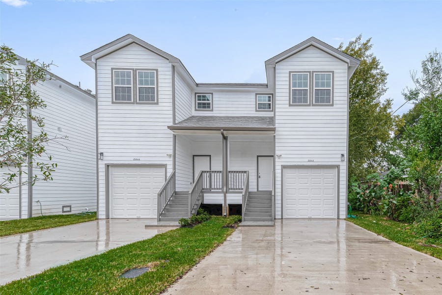Property photo for 2528 S Texas Avenue Street, #B, Pearland, TX