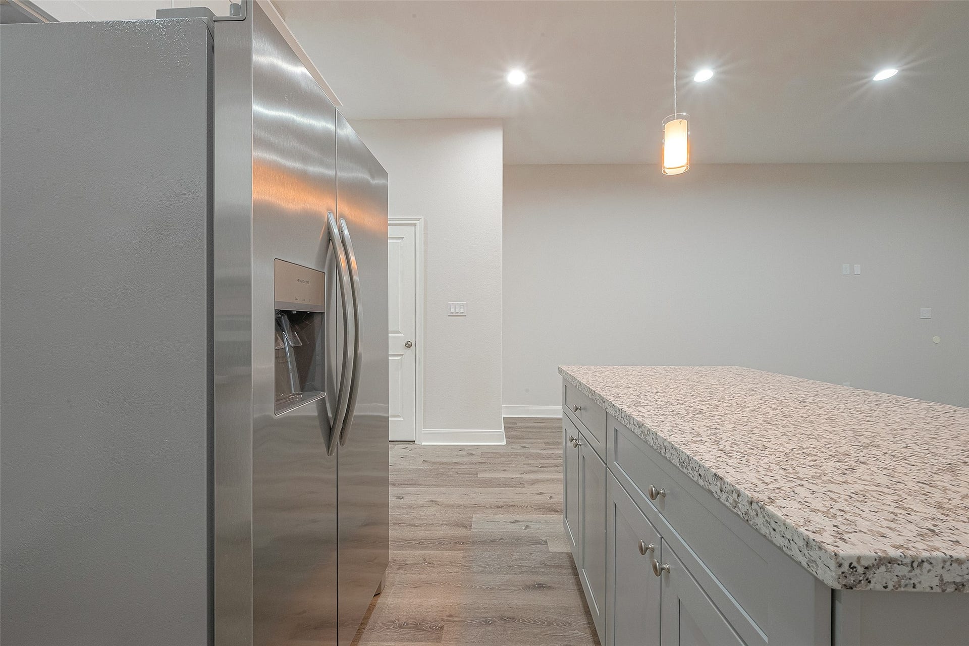 2528 S Texas Avenue Street, #B, Pearland, TX 77581 2528 S Texas Avenue Street, #B, Pearland, TX 77581