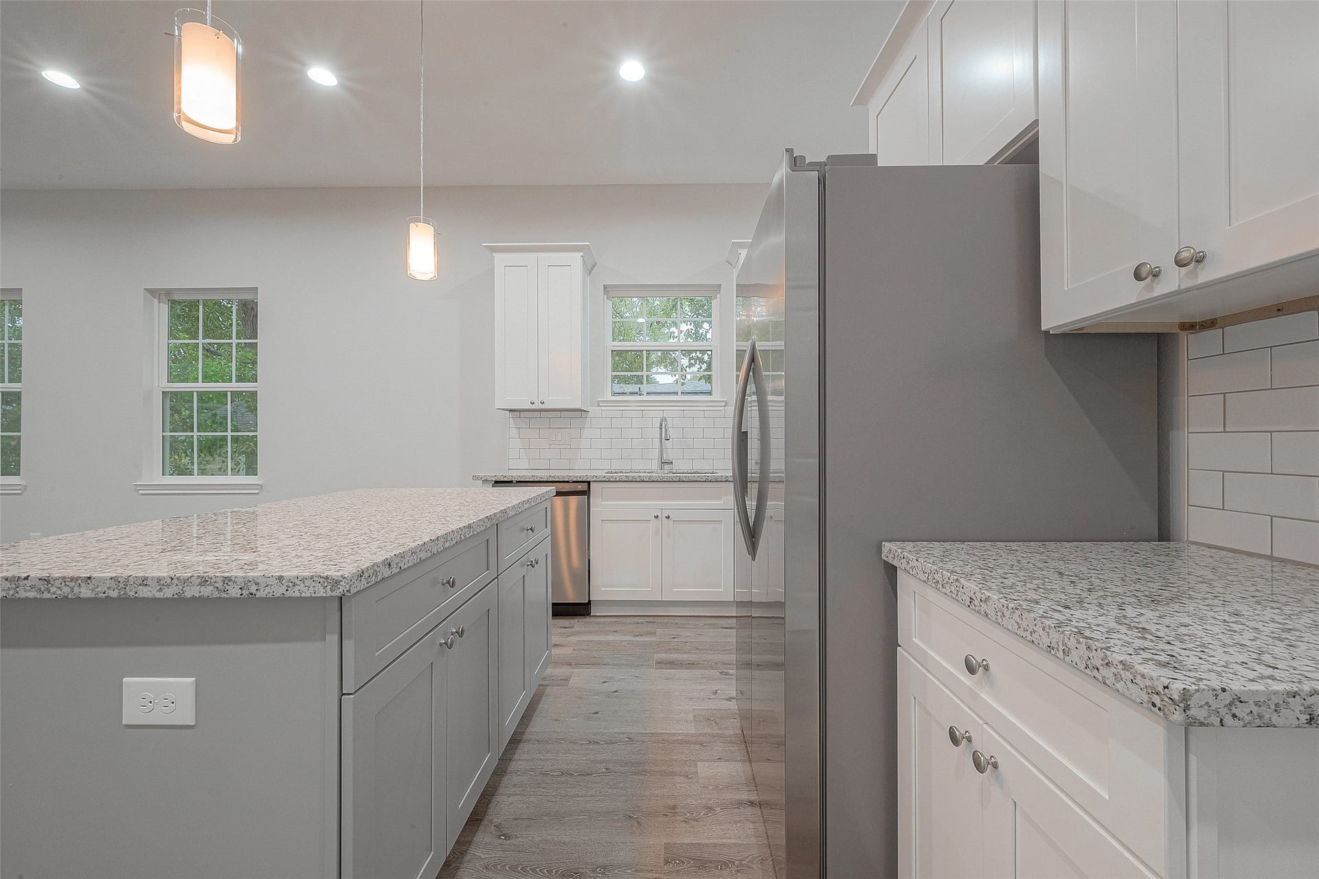 2528 S Texas Avenue Street, #B, Pearland, TX 77581 2528 S Texas Avenue Street, #B, Pearland, TX 77581
