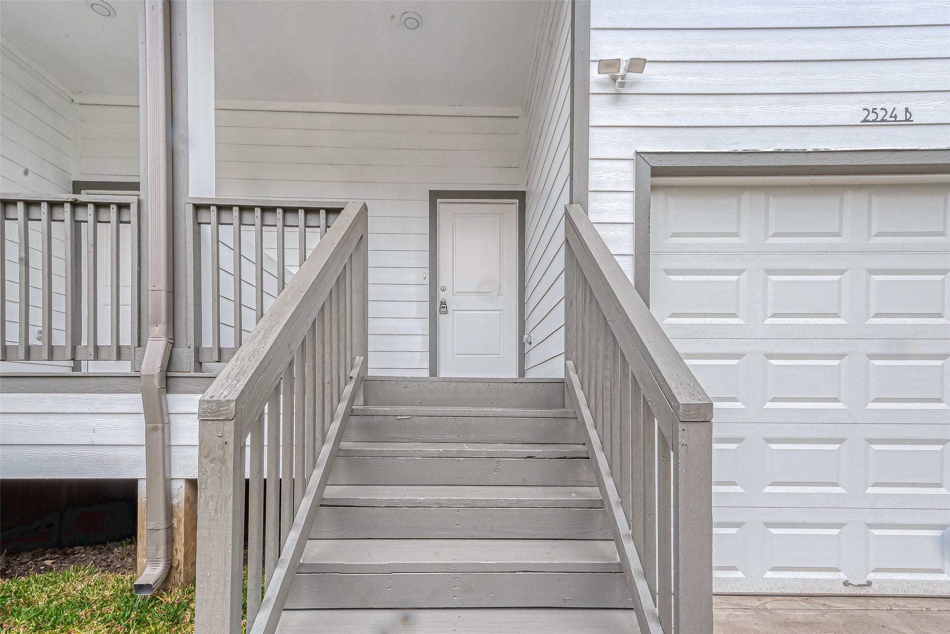 2528 S Texas Avenue Street, #B, Pearland, TX 77581 2528 S Texas Avenue Street, #B, Pearland, TX 77581
