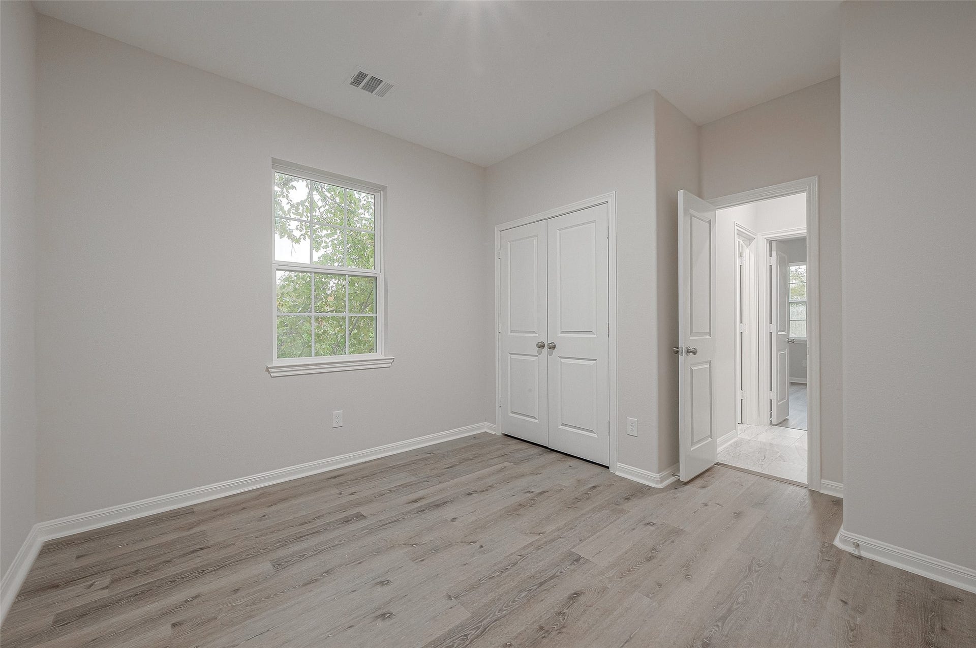 2528 S Texas Avenue Street, #B, Pearland, TX 77581 2528 S Texas Avenue Street, #B, Pearland, TX 77581