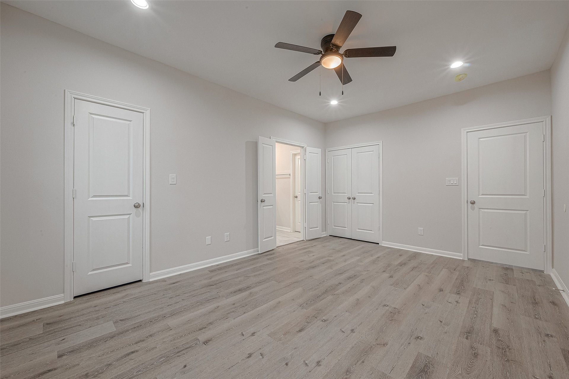 2528 S Texas Avenue Street, #B, Pearland, TX 77581 2528 S Texas Avenue Street, #B, Pearland, TX 77581