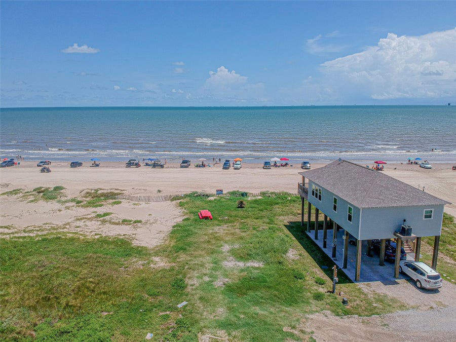 Property photo for 1891 Atlantis Lane, Crystal Beach, TX