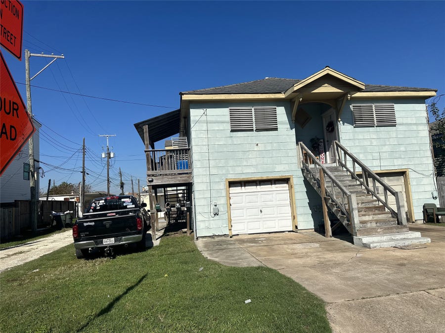 Property photo for 2216 Avenue O 1/2, #UP, Galveston, TX