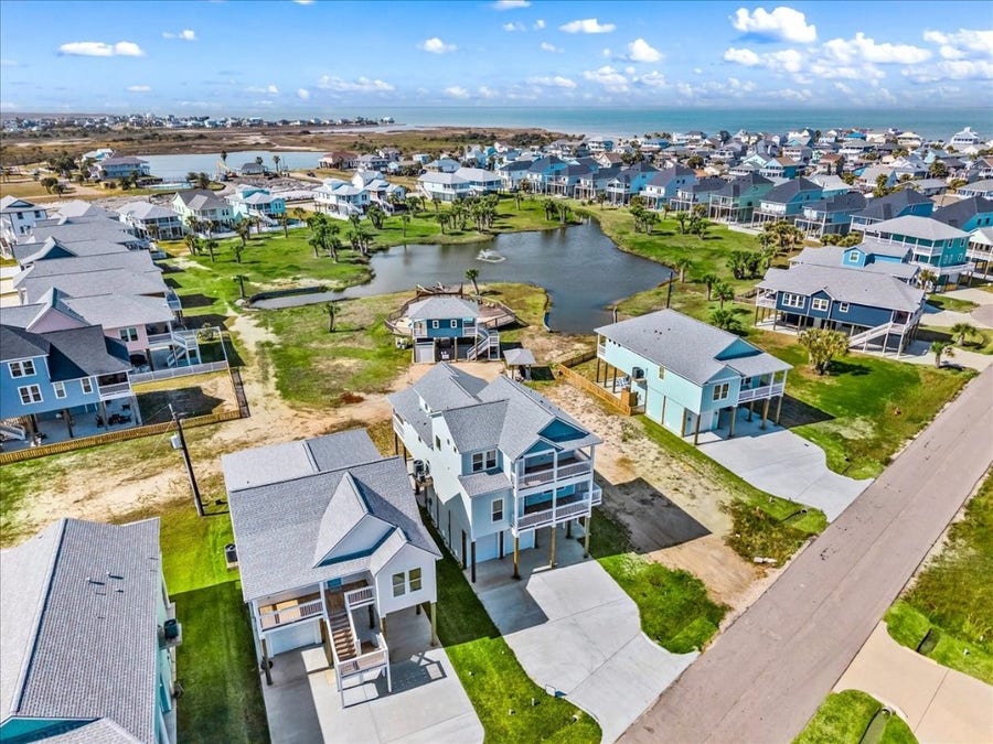 Property photo for 4042 Miramar Court, Galveston, TX