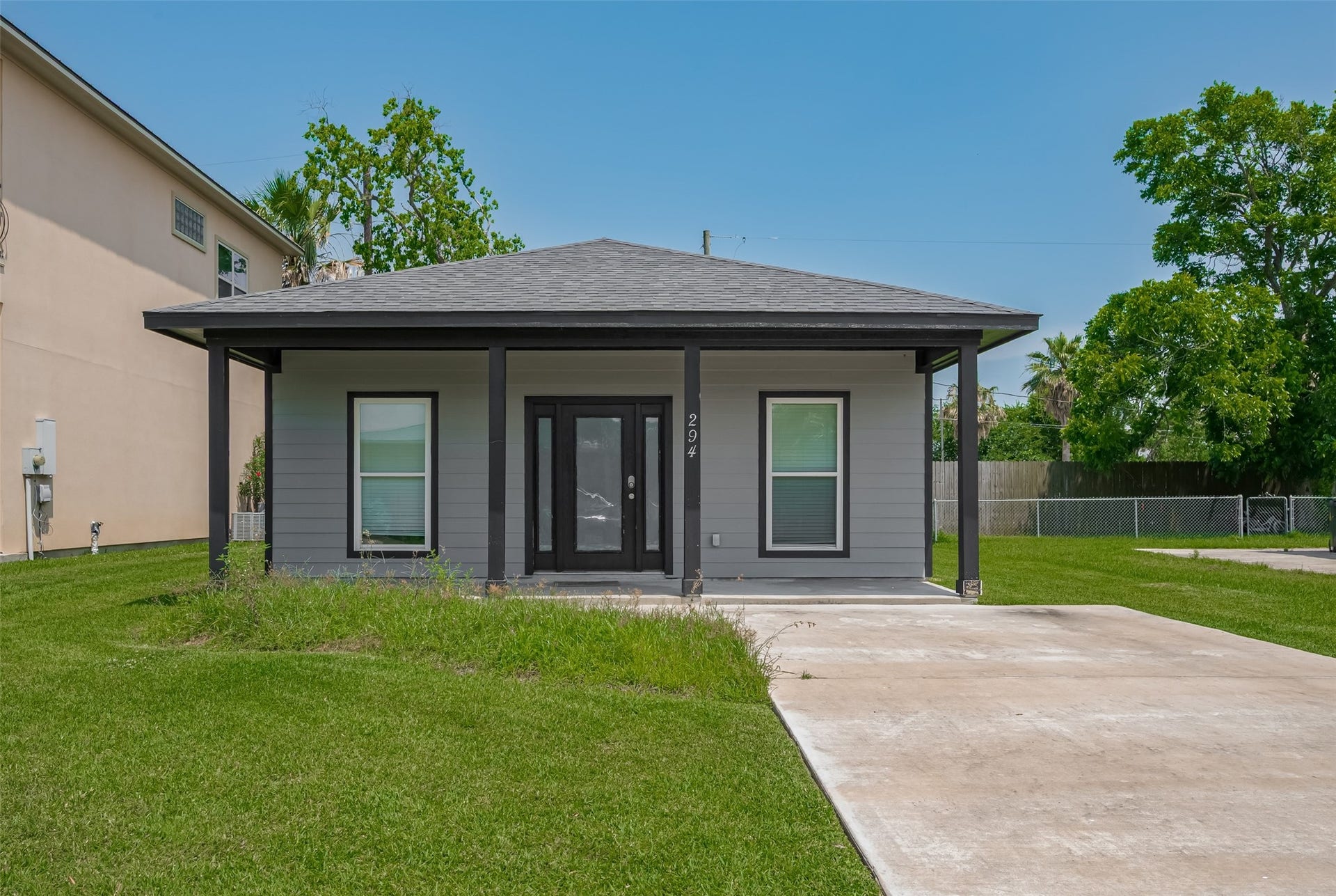 294 Debbie Lane, Dickinson, TX 77539 294 Debbie Lane, Dickinson, TX 77539