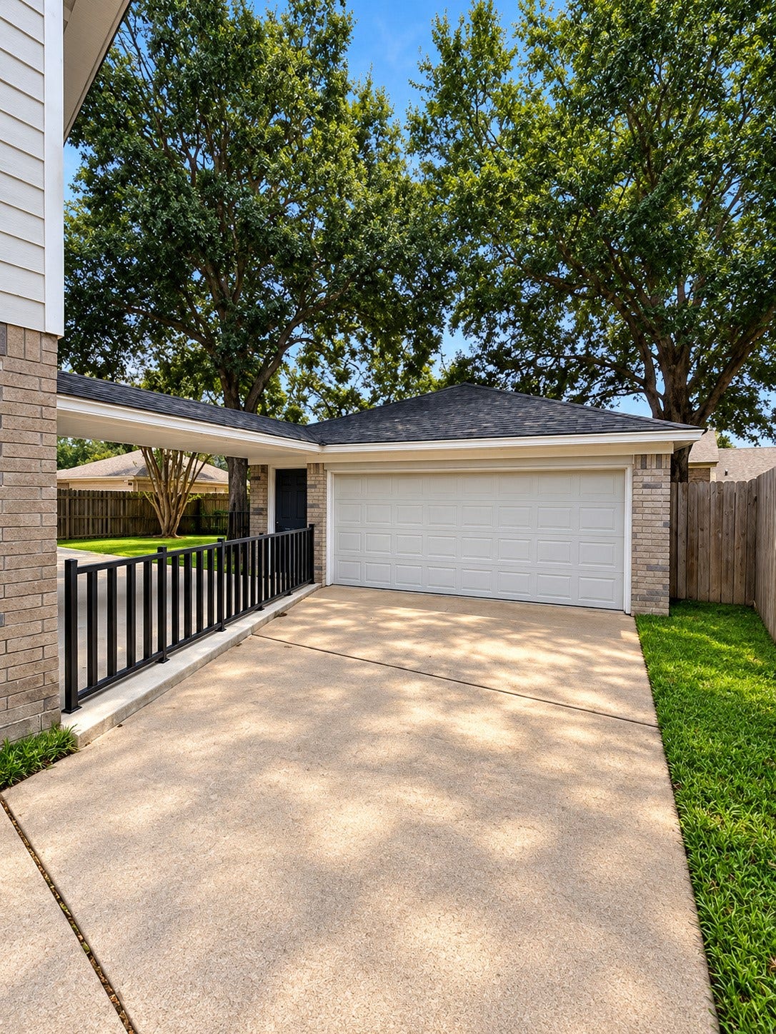 2102 Autumn Cove Drive, League City, TX 77573 Convenient access to the detached two-car garage.
